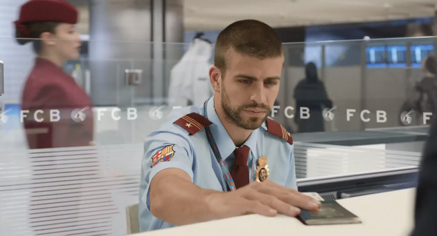 qatar airways FC Barcelone piqué commercial publicité