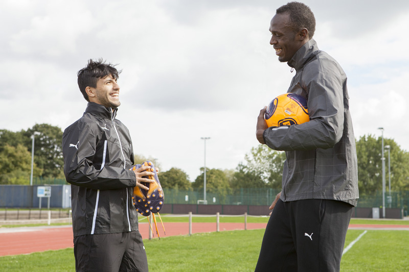 Usain Bolt gives Sergio Agüero a unique lesson of speed ahead of the Manchester Derby