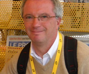 A recruter : Laurent Commare – Chargé de communication (CDD/CDI)