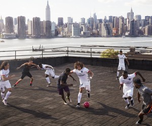 Le PSG et Nike dévoilent le nouveau maillot away 2015/2016 à New York