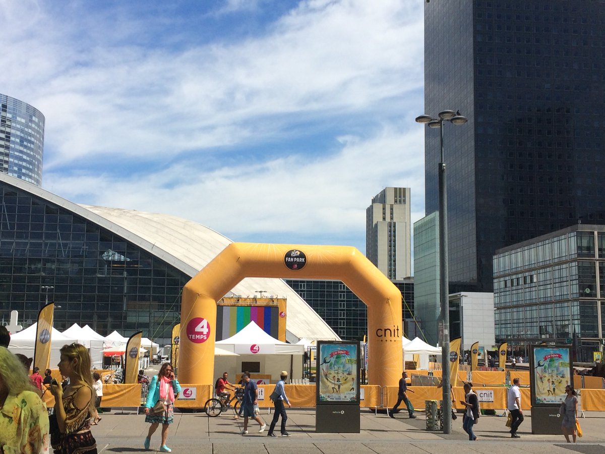 Le Fan Park du Tour de France s'installe sur le parvis de La Défense