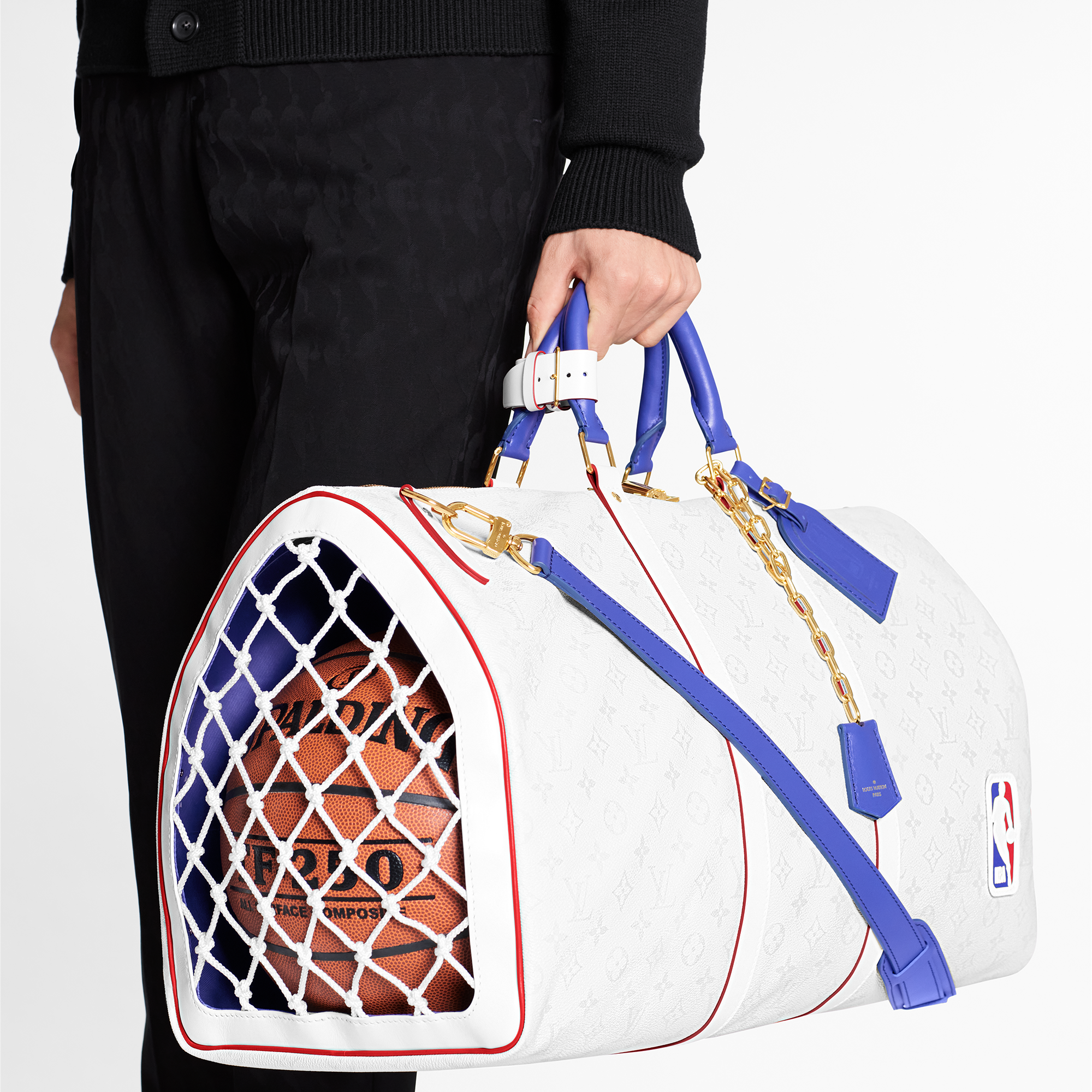 Louis Vuitton signe une collaboration avec la NBA