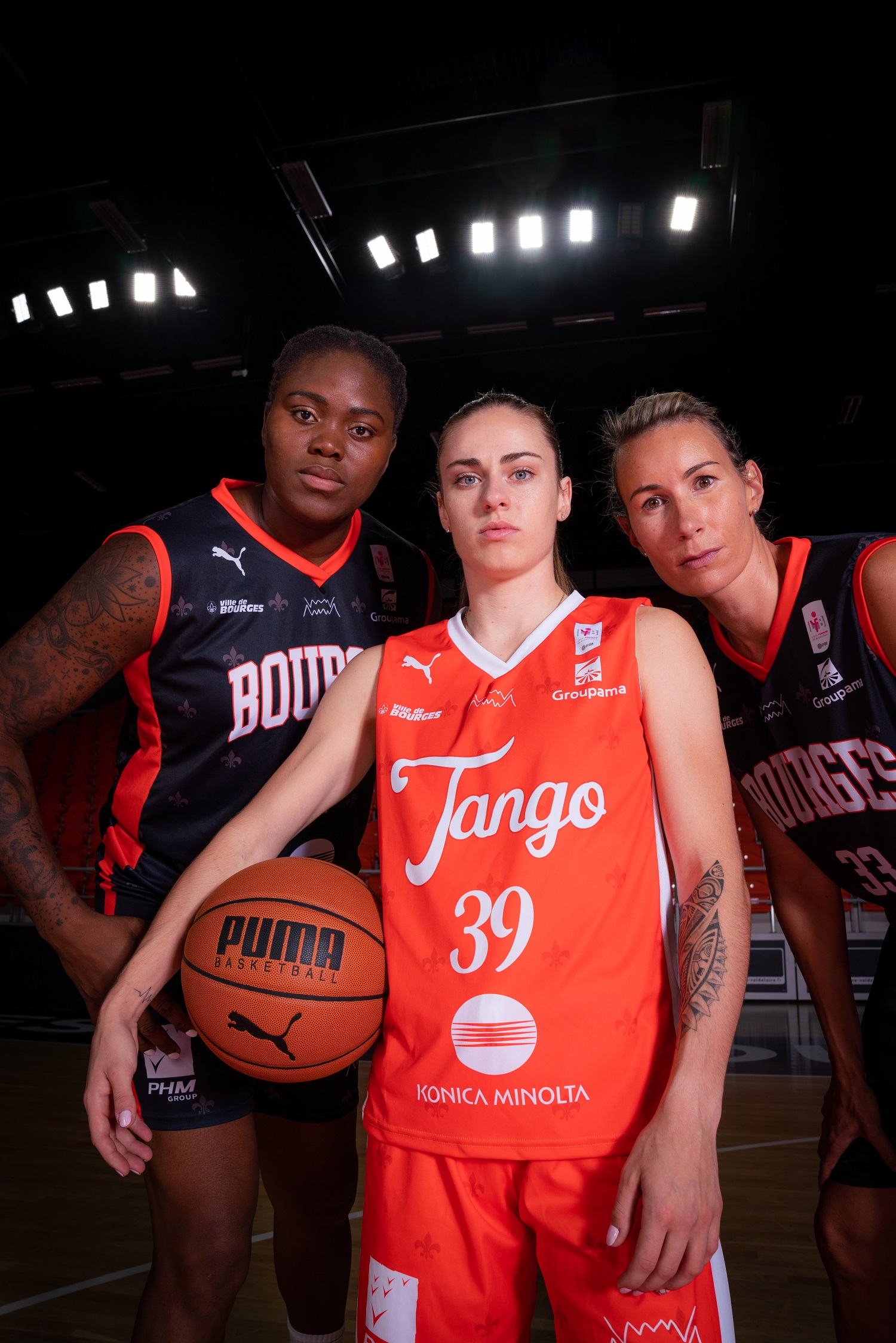 PUMA dévoile les maillots 2022-2023 du Tango Bourges Basket