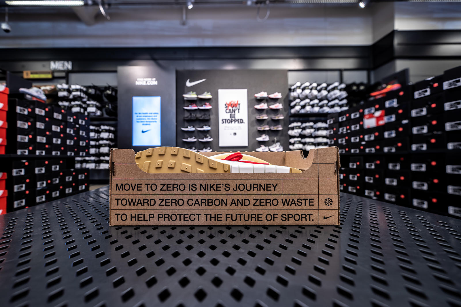 leven hond Intimidatie Comment Nike a réalisé un nouveau chiffre d'affaires record sur l'exercice  2021-2022 - SportBuzzBusiness.fr