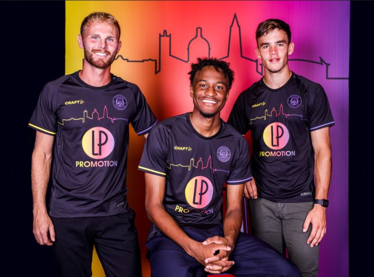 Le Toulouse Football Club Dévoile Son Nouveau Maillot Extérieur ...