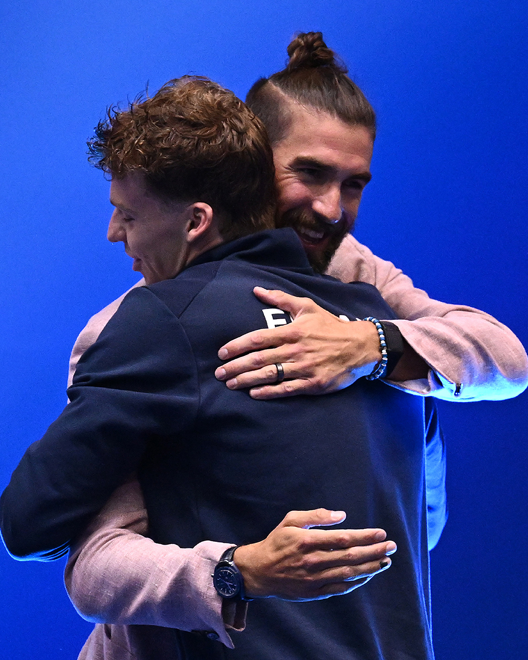 Léon Marchand - un nouveau titre de Champion du Monde et un Record du Monde  qui lui rapportent 50 000 dollars de prize money - SportBuzzBusiness.fr