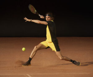 Roland-Garros 2024 : adidas mise sur le jaune et noir pour les tenues d’Alexander Zverev, Tsitsipas, Auger Aliassime, Sakkari,…