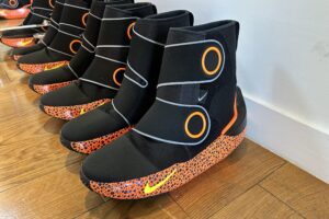 Nike nous présente la chaussure du futur qui chauffe et masse le pied et la cheville