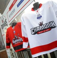 Interview : Le club de hockey sur glace des Pionniers de Chamonix dit stop au sponsoring maillot avec « Esprit Pionniers » (On en parle avec Willy Besson, directeur commercial)