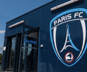 La famille Arnault confirme officiellement entrer en négociation pour le rachat du Paris FC