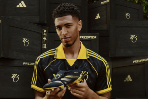 adidas sort la collection « Belligold » avec une paire de crampons signature