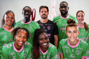 Le maillot vert et rose de l’ASSE pour Octobre Rose