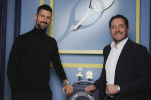 Tennis – Hublot dévoile une montre « Novak Djokovic » fabriquée à partir de raquettes Head et polos Lacoste du serbe