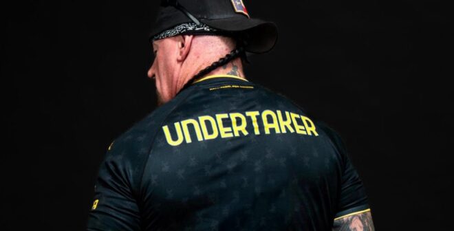 Quand le Genoa FC fait appel à la légende de la WWE « The Undertaker » pour son troisième maillot