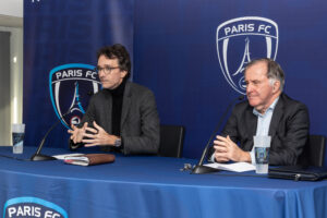 Paris FC : Replay intégral de la conférence de presse d’Antoine Arnault et Pierre Ferracci sur le rachat du club par Agache et Red Bull