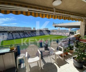 Un appartement avec vue sur le stade Mayol du RC Toulon en vente à 175 000€