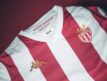 L’AS Monaco sort un maillot inspiré des années 60